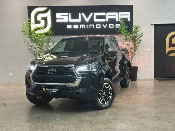 TOYOTA HILUX SW4 2.8 D-4D TURBO DIESEL SRX 4X4 AUTOMÁTICO TOYOTA HILUX SW4 2.8 D-4D TURBO DIESEL SRX 4X4 AUTOMÁTICO